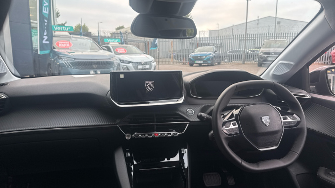 Peugeot 208 1.2 Hybrid 110 Allure 5dr e-DSC6 Petrol Hatchback - Image 10